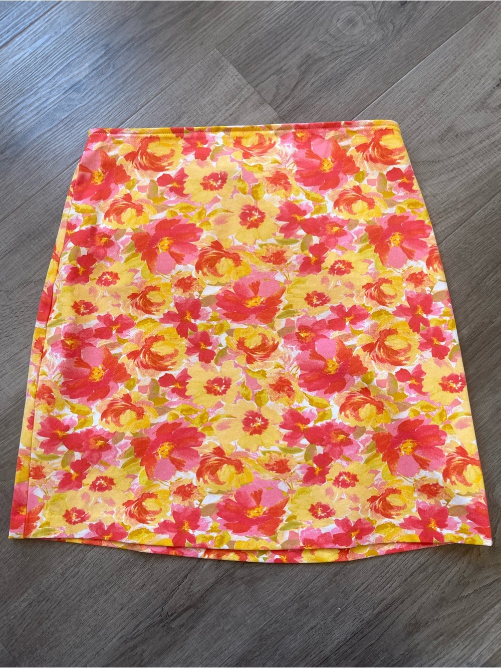 Old Navy Floral Skirt in Yellow and Pink